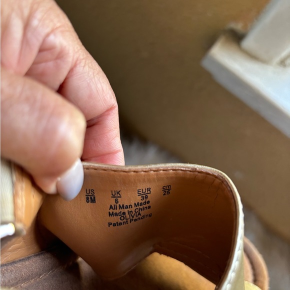 Naturalizer - Picture 8 of 8